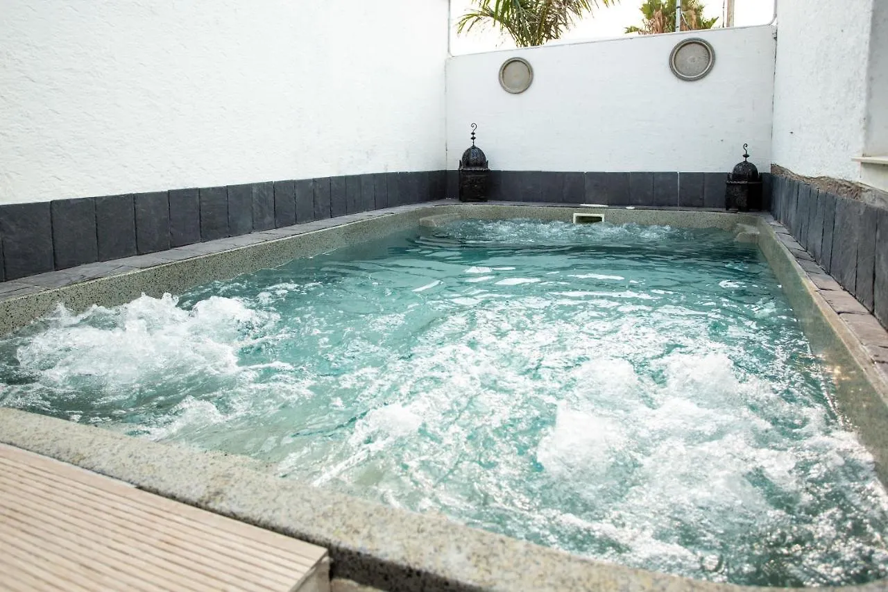 Villa Egipto Con Jacuzzi Y Piscina Climatizada contacts