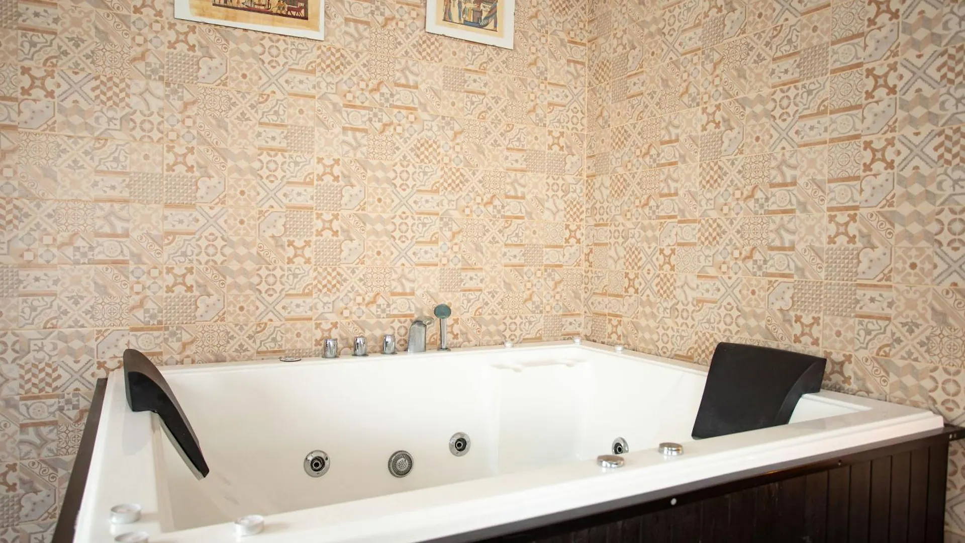 Villa Egipto Con Jacuzzi Y Piscina Climatizada Chiclana de la Frontera Spain